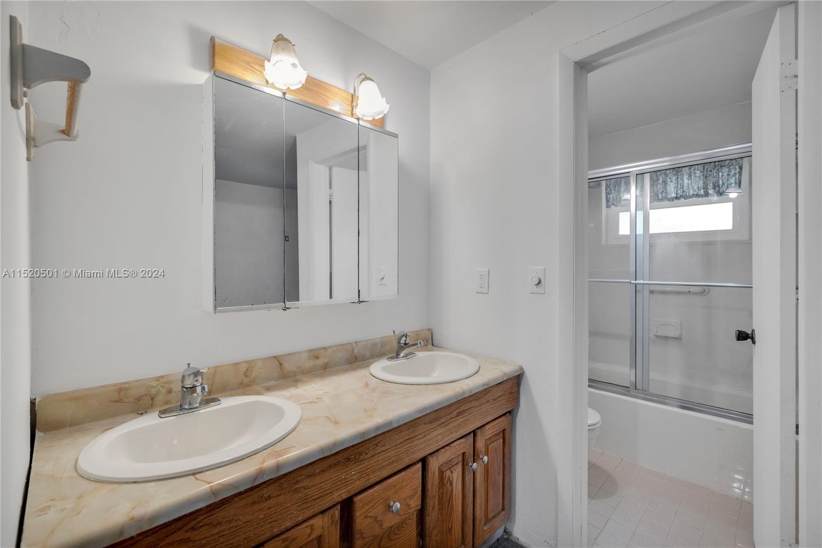 769 NE 72nd Ter, Miami, Florida 33138, 4 Bedrooms Bedrooms, ,3 BathroomsBathrooms,Residentiallease,For Rent,769 NE 72nd Ter,A11520501