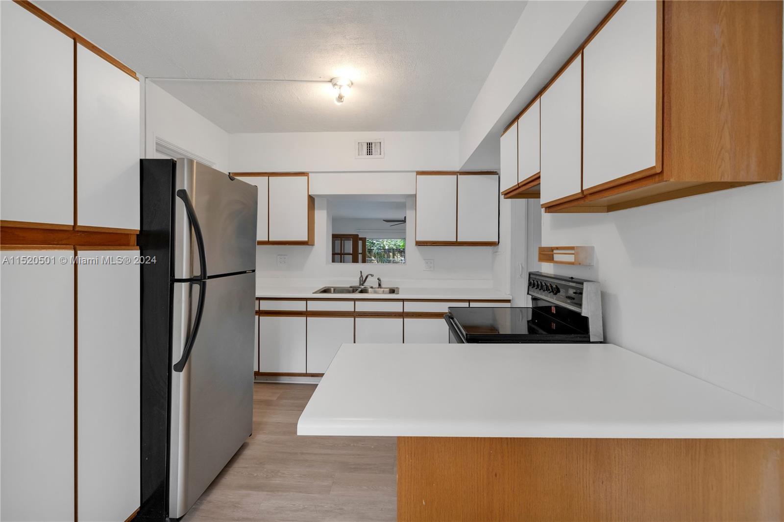 769 NE 72nd Ter, Miami, Florida 33138, 4 Bedrooms Bedrooms, ,3 BathroomsBathrooms,Residentiallease,For Rent,769 NE 72nd Ter,A11520501