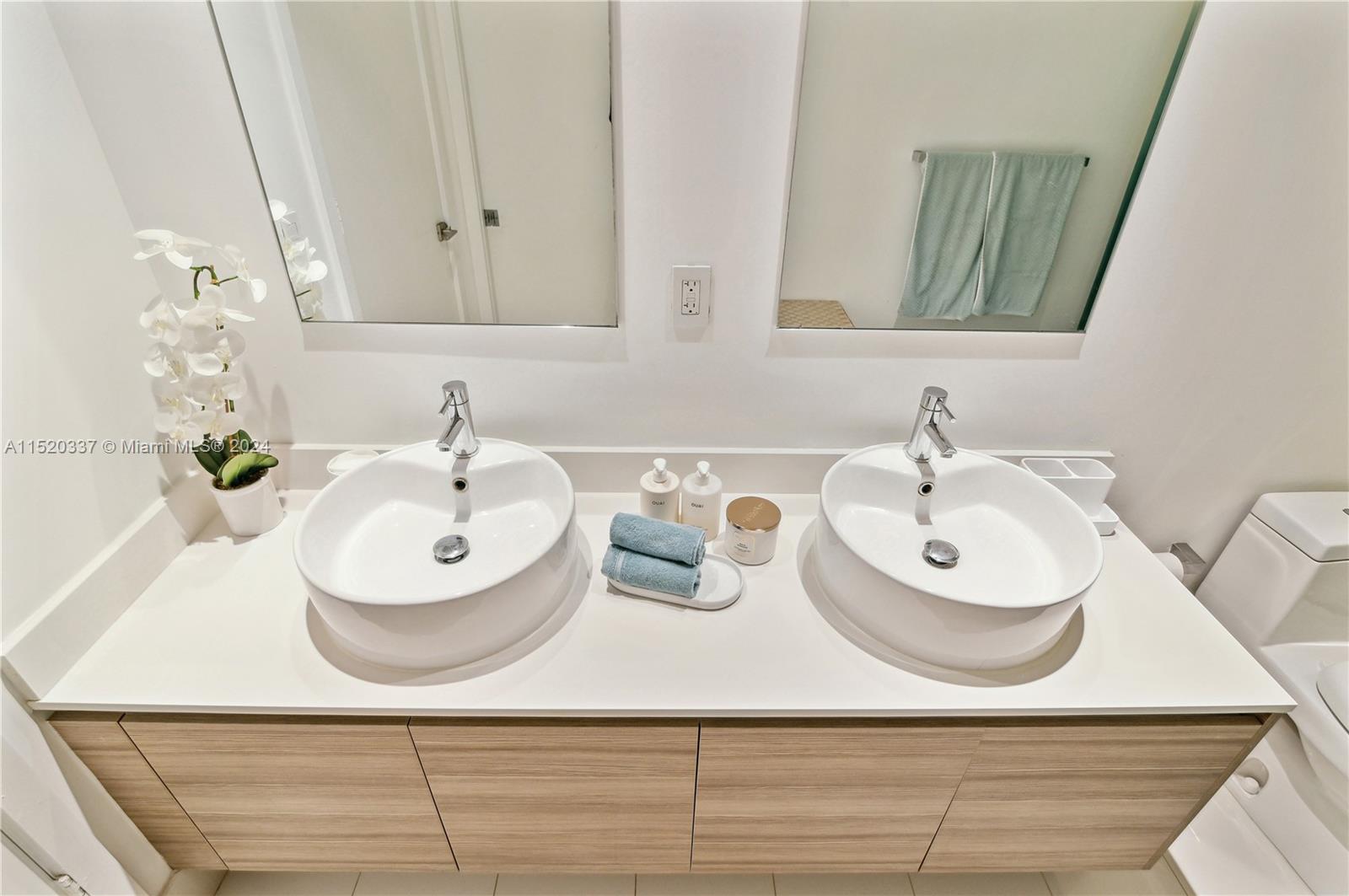 121 NE 34th St 2503, Miami, Florida 33137, 1 Bedroom Bedrooms, ,1 BathroomBathrooms,Residentiallease,For Rent,121 NE 34th St 2503,A11520337