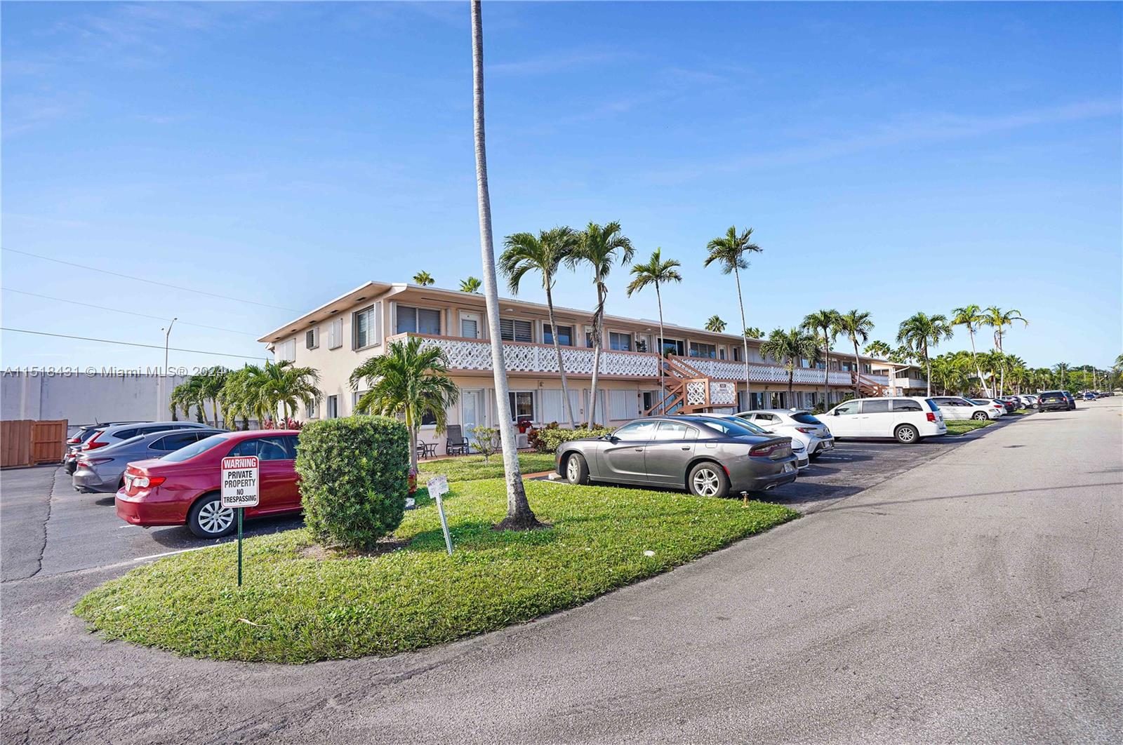 820 11th Ave, Hallandale Beach, FL, 33009 United States, 1 Bedroom Bedrooms, ,1 BathroomBathrooms,Residential,For Sale,11th Ave,A11518431