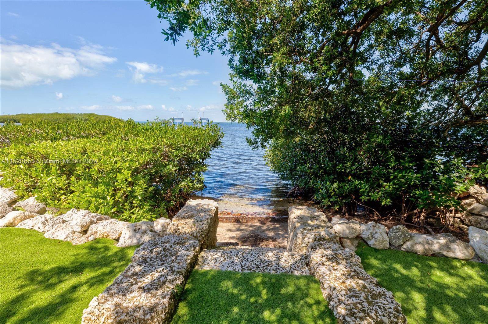 168 Harborview Dr, Tavernier, FL, 33070 United States, 4 Bedrooms Bedrooms, ,3 BathroomsBathrooms,Residential,For Sale,Harborview Dr,A11520651