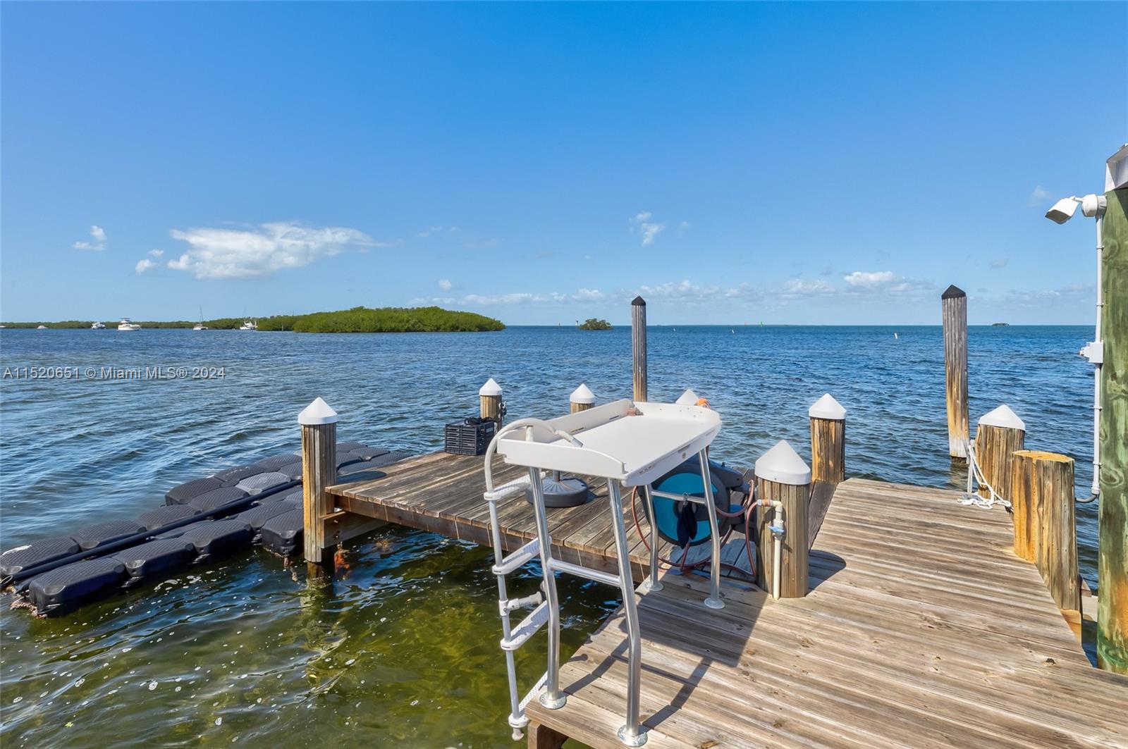 168 Harborview Dr, Tavernier, FL, 33070 United States, 4 Bedrooms Bedrooms, ,3 BathroomsBathrooms,Residential,For Sale,Harborview Dr,A11520651