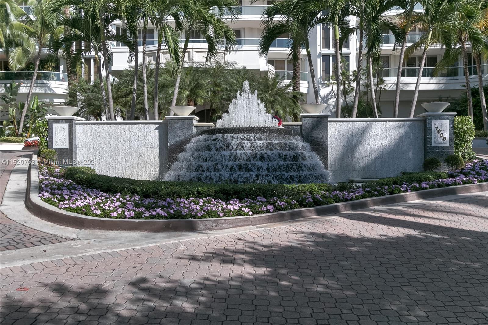 7000 Island Blvd 2108, Aventura, Florida 33160, 2 Bedrooms Bedrooms, ,2 BathroomsBathrooms,Residentiallease,For Rent,7000 Island Blvd 2108,A11520703