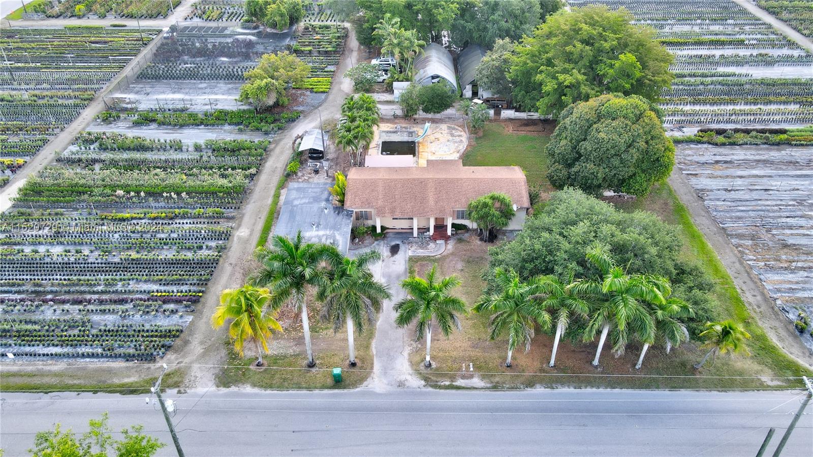 15690 SW 256th St, Homestead, Florida 33032, ,Businessopportunity,For Sale,15690 SW 256th St,A11520729