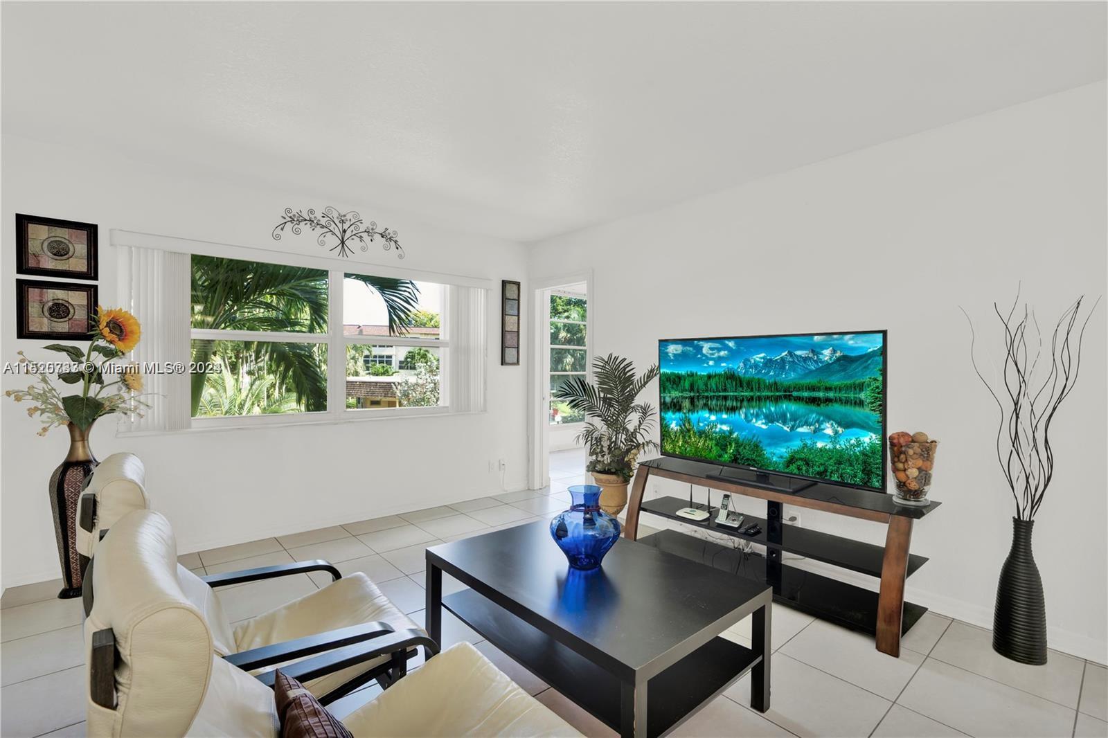 5131 W Oakland Park Blvd 208, Lauderdale Lakes, Florida 33313, 1 Bedroom Bedrooms, ,1 BathroomBathrooms,Residential,For Sale,5131 W Oakland Park Blvd 208,A11520733