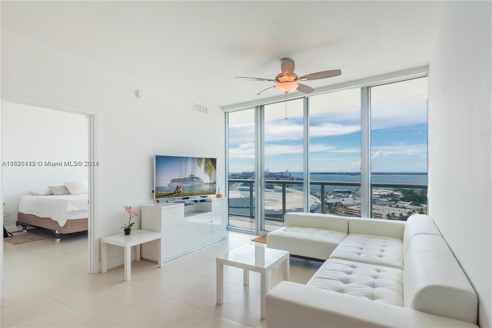 888 Biscayne Blvd, Miami, FL, 33132 United States, 1 Bedroom Bedrooms, ,1 BathroomBathrooms,Residential,For Sale,Biscayne Blvd,A11520119