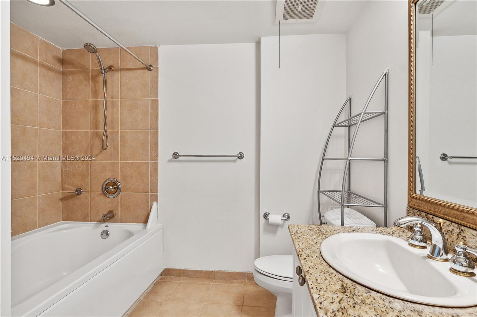 19501 W Country Club Dr 2506, Aventura, Florida 33180, 1 Bedroom Bedrooms, ,1 BathroomBathrooms,Residential,For Sale,19501 W Country Club Dr 2506,A11520494