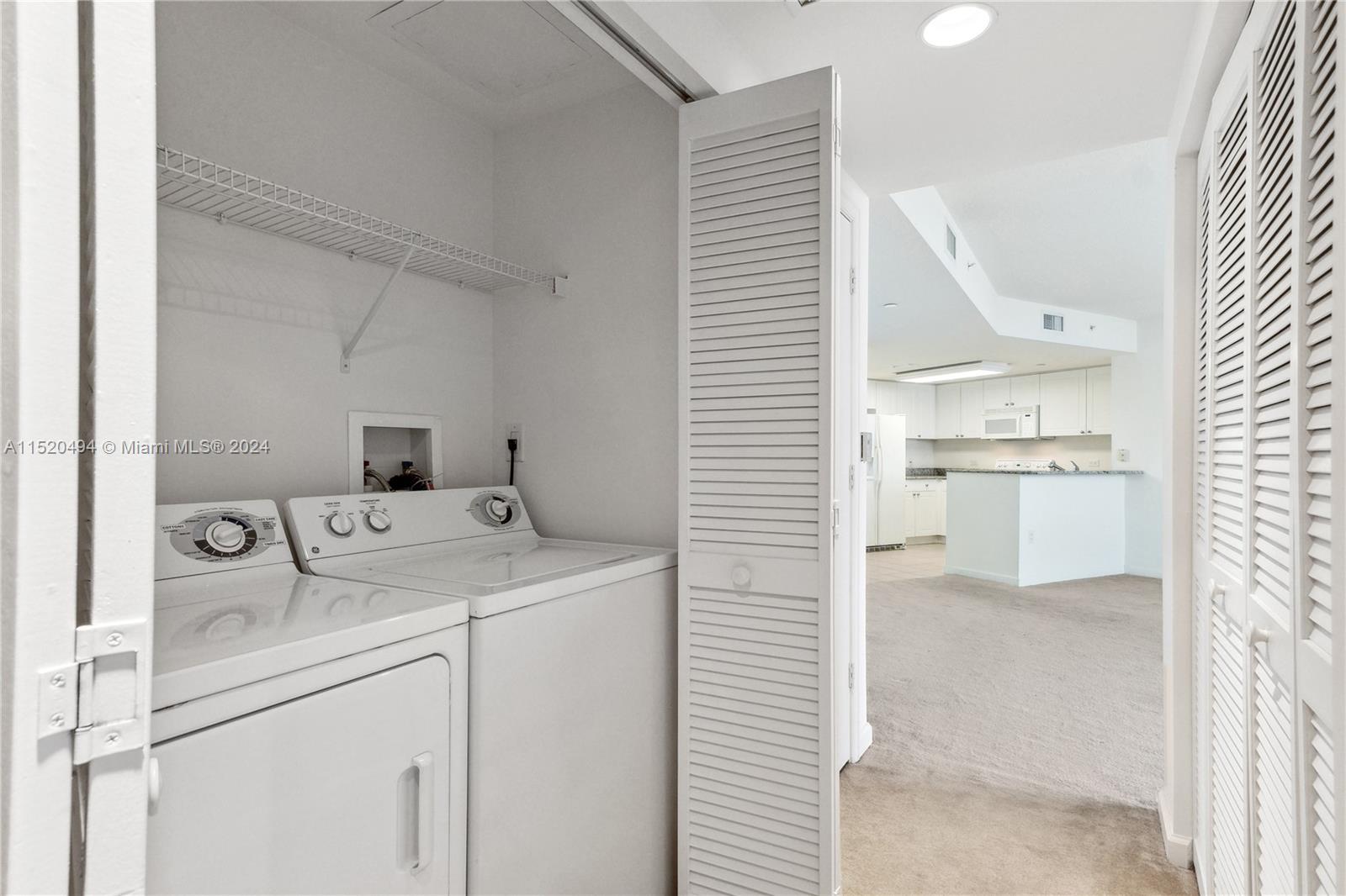 19501 W Country Club Dr 2506, Aventura, Florida 33180, 1 Bedroom Bedrooms, ,1 BathroomBathrooms,Residential,For Sale,19501 W Country Club Dr 2506,A11520494