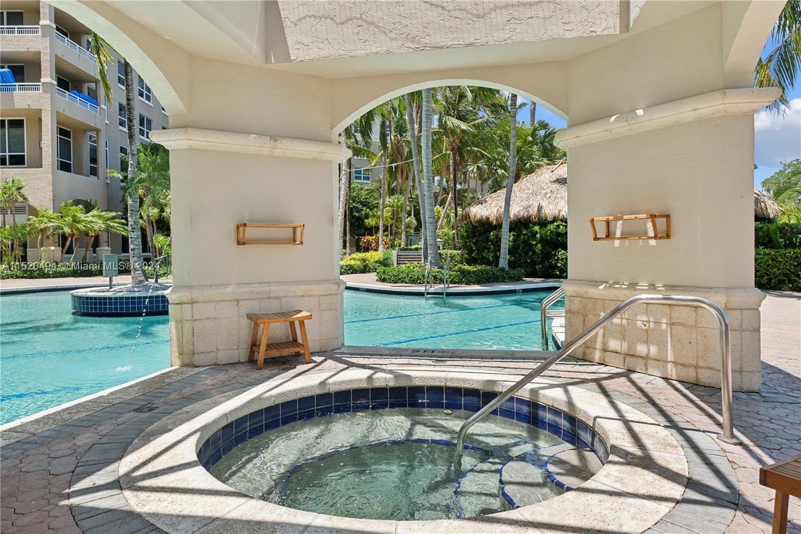 19501 W Country Club Dr 2506, Aventura, Florida 33180, 1 Bedroom Bedrooms, ,1 BathroomBathrooms,Residential,For Sale,19501 W Country Club Dr 2506,A11520494