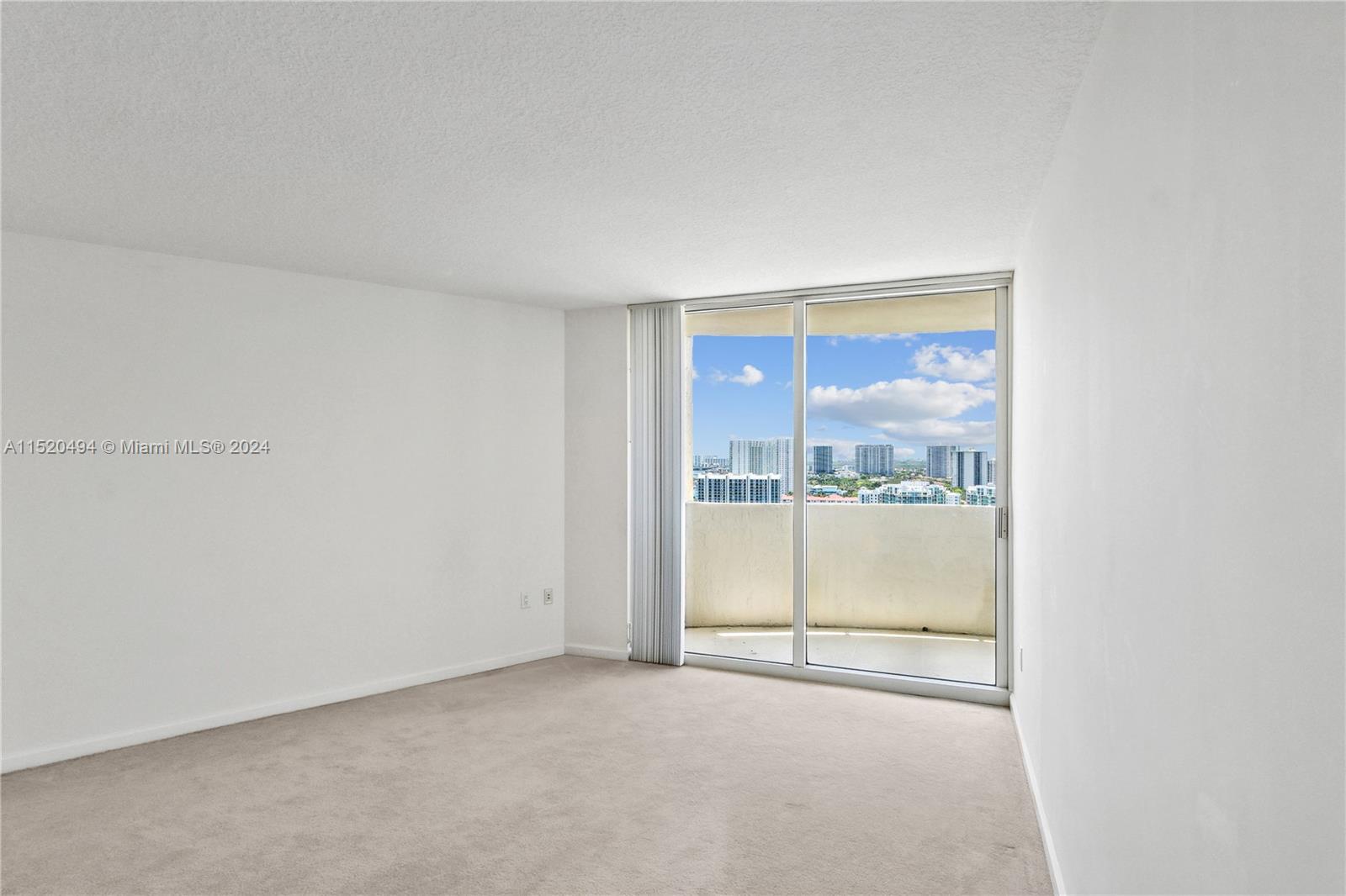19501 W Country Club Dr 2506, Aventura, Florida 33180, 1 Bedroom Bedrooms, ,1 BathroomBathrooms,Residential,For Sale,19501 W Country Club Dr 2506,A11520494