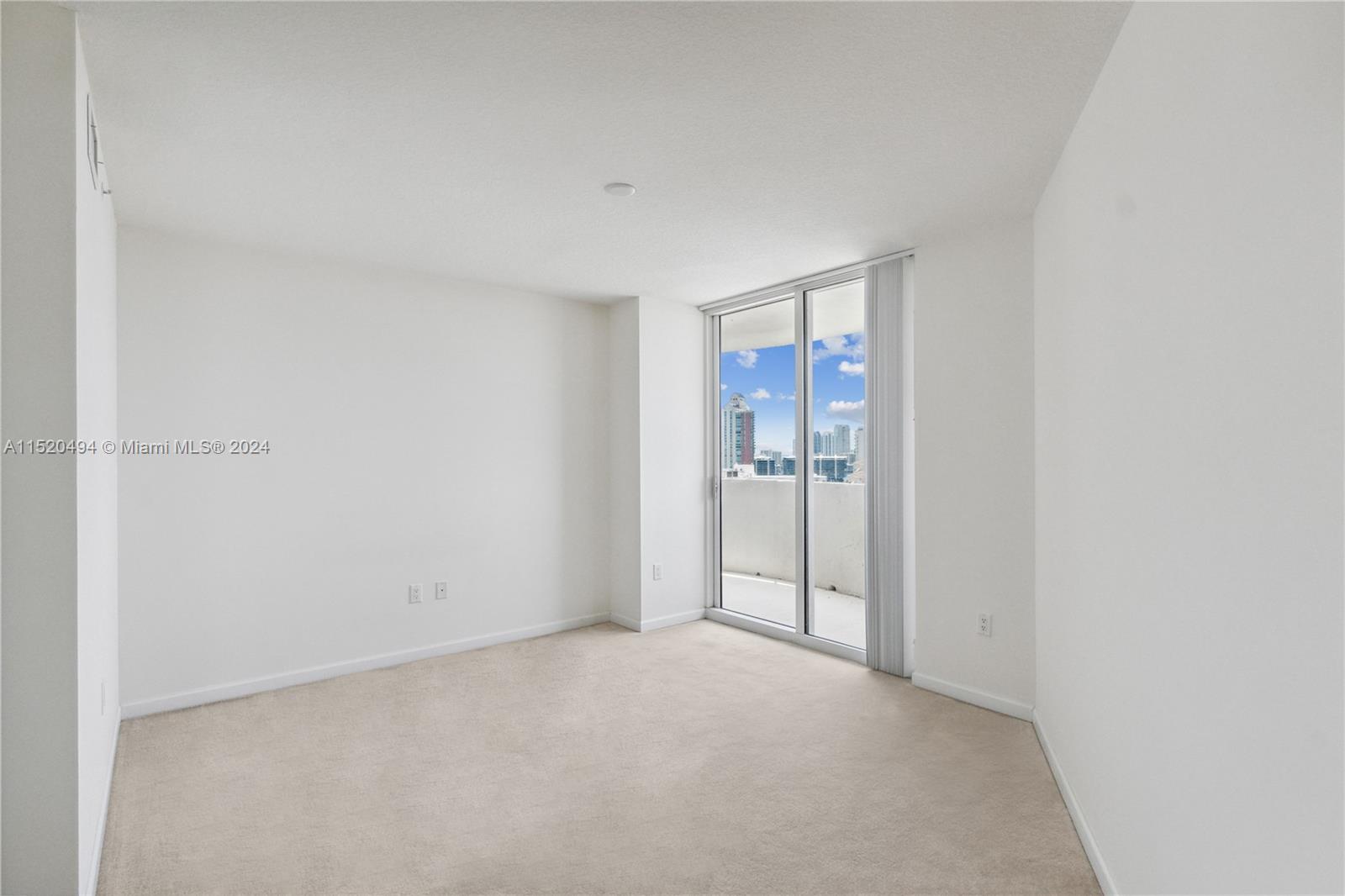 19501 W Country Club Dr 2506, Aventura, Florida 33180, 1 Bedroom Bedrooms, ,1 BathroomBathrooms,Residential,For Sale,19501 W Country Club Dr 2506,A11520494