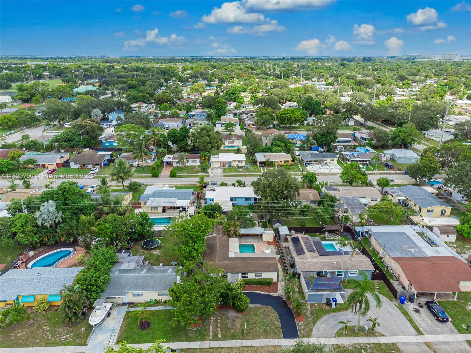 6841 Raleigh St, Hollywood, Florida 33024, 4 Bedrooms Bedrooms, ,2 BathroomsBathrooms,Residential,For Sale,6841 Raleigh St,A11520700
