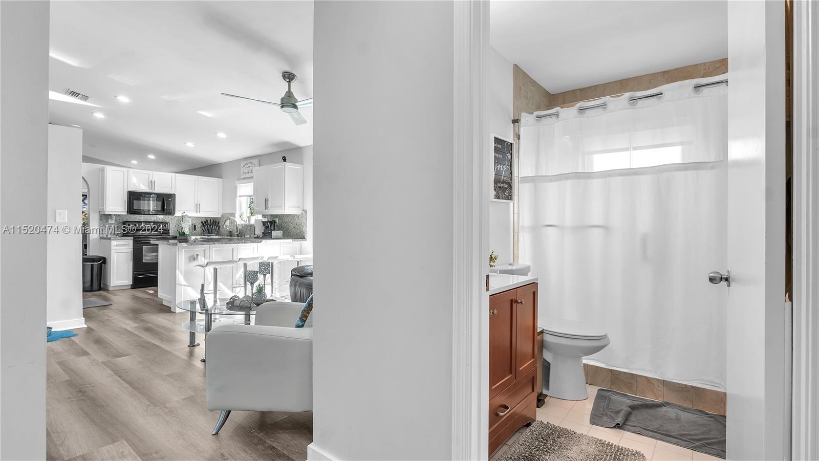 Listing Photo 17