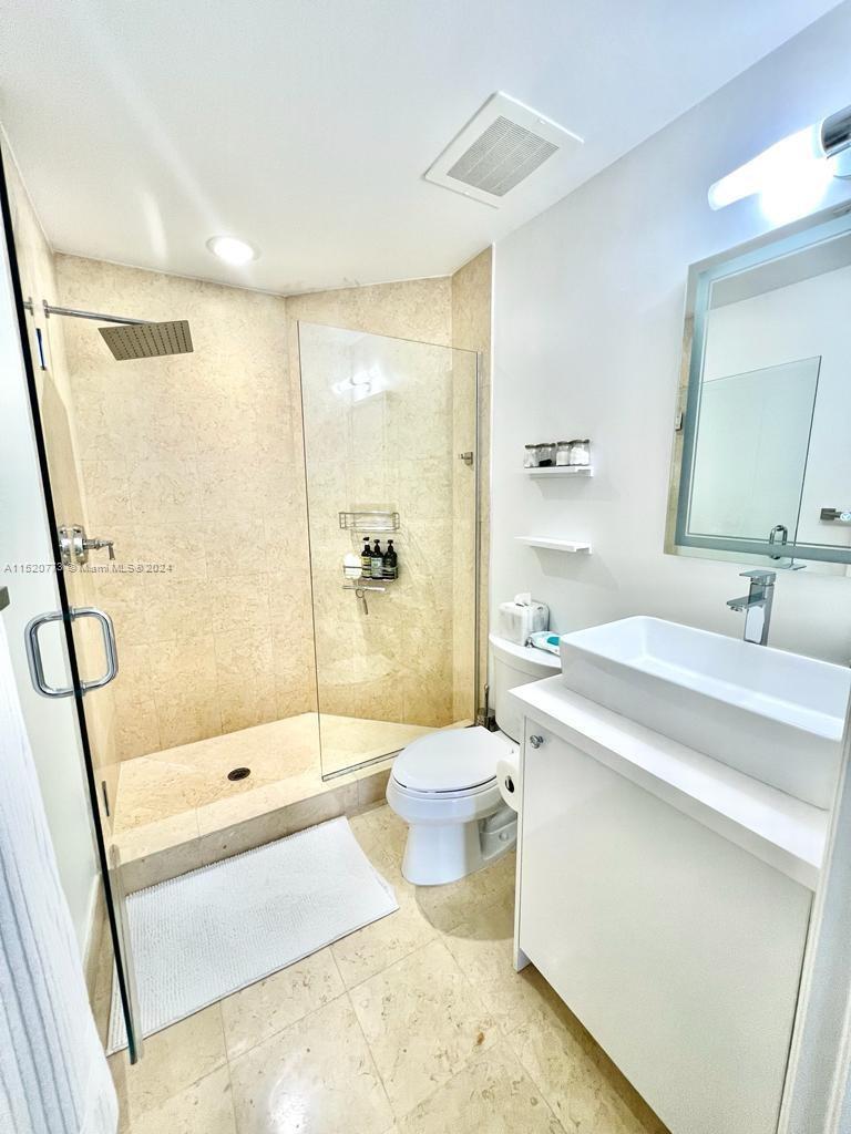 19900 E Country Club Dr PH20, Aventura, Florida 33180, 3 Bedrooms Bedrooms, ,3 BathroomsBathrooms,Residentiallease,For Rent,19900 E Country Club Dr PH20,A11520773