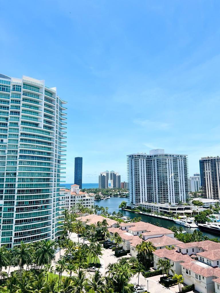 19900 E Country Club Dr PH20, Aventura, Florida 33180, 3 Bedrooms Bedrooms, ,3 BathroomsBathrooms,Residentiallease,For Rent,19900 E Country Club Dr PH20,A11520773