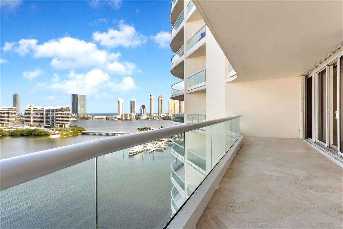 7000 Island Blvd, Aventura, FL, 33160 United States, 4 Bedrooms Bedrooms, ,4 BathroomsBathrooms,Residential,For Sale,Island Blvd,A11520746