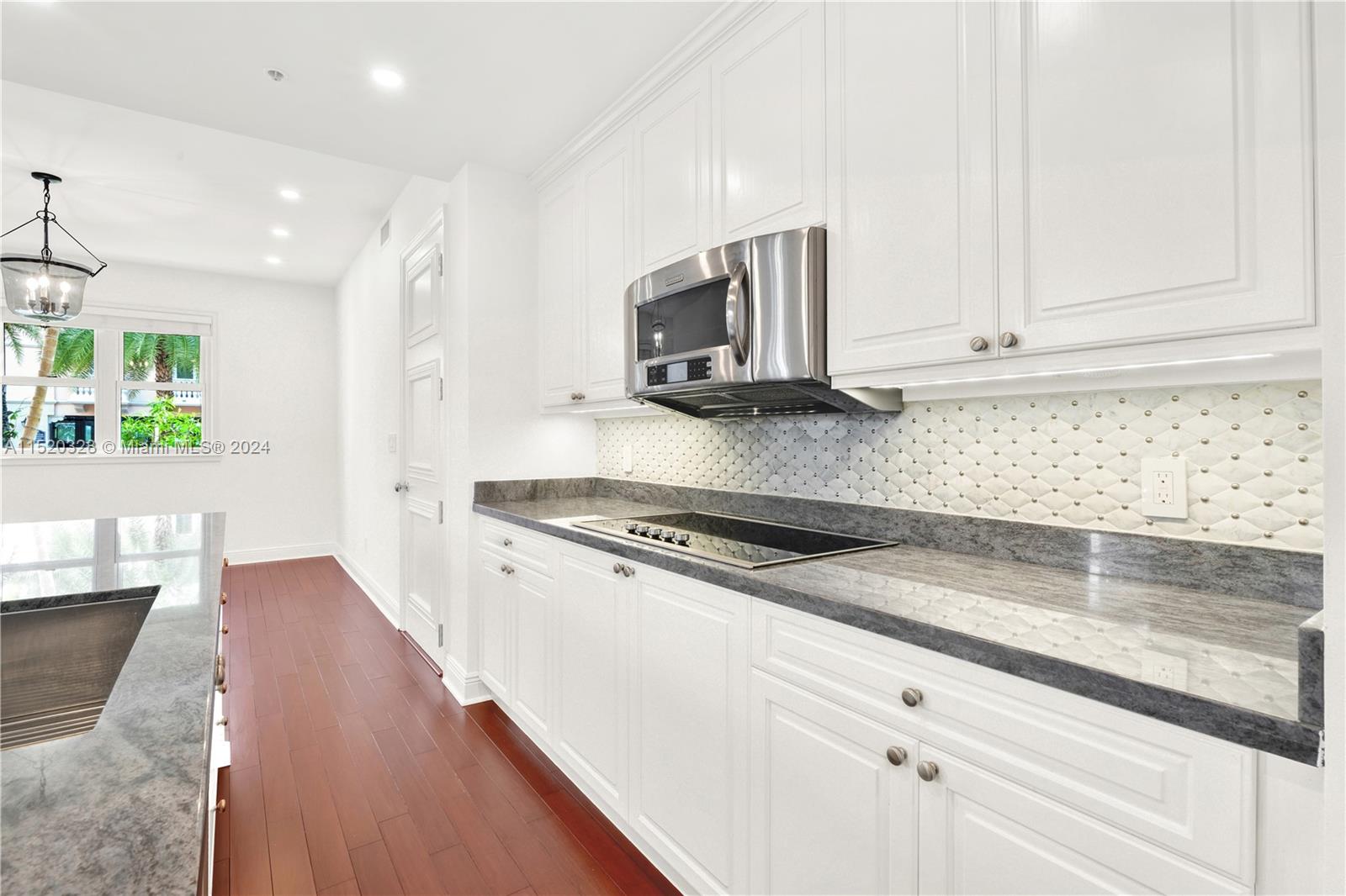 13631 Deering Bay Dr 217, Coral Gables, Florida 33158, 2 Bedrooms Bedrooms, ,2 BathroomsBathrooms,Residentiallease,For Rent,13631 Deering Bay Dr 217,A11520328