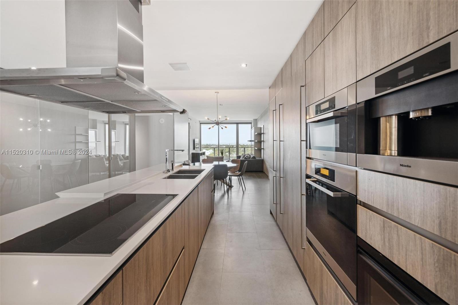 360 Ocean Dr, Key Biscayne, FL, 33149 United States, 5 Bedrooms Bedrooms, ,5 BathroomsBathrooms,Residential,For Sale,Ocean Dr,A11520310