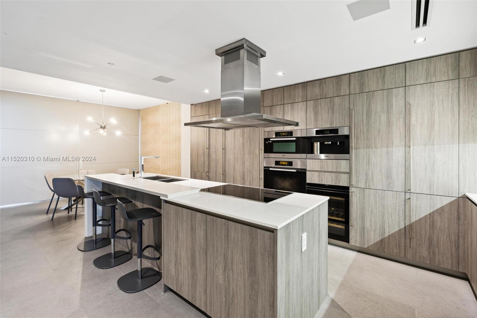 Kitchen with closed 4th bedroom