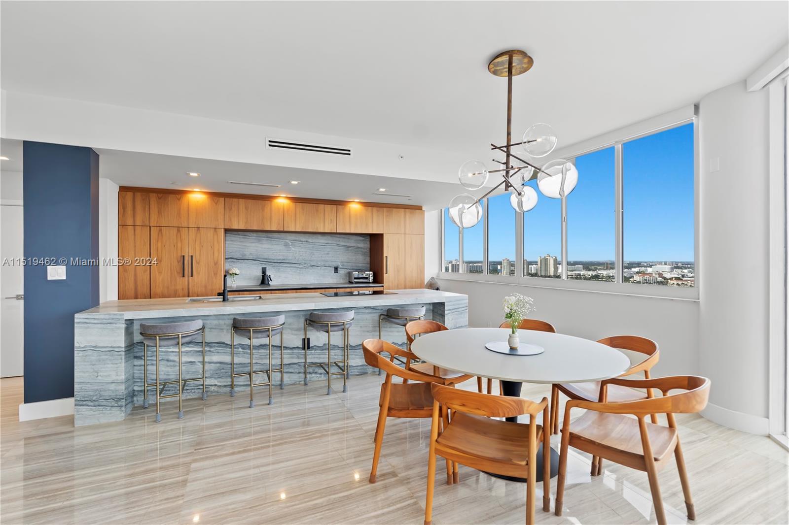 20185 E Country Club Dr PH6, Aventura, Florida 33180, 2 Bedrooms Bedrooms, ,2 BathroomsBathrooms,Residential,For Sale,20185 E Country Club Dr PH6,A11519462