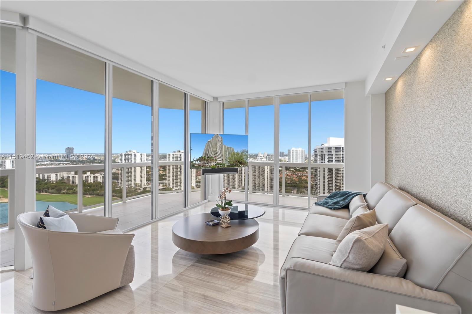 20185 E Country Club Dr PH6, Aventura, Florida 33180, 2 Bedrooms Bedrooms, ,2 BathroomsBathrooms,Residential,For Sale,20185 E Country Club Dr PH6,A11519462