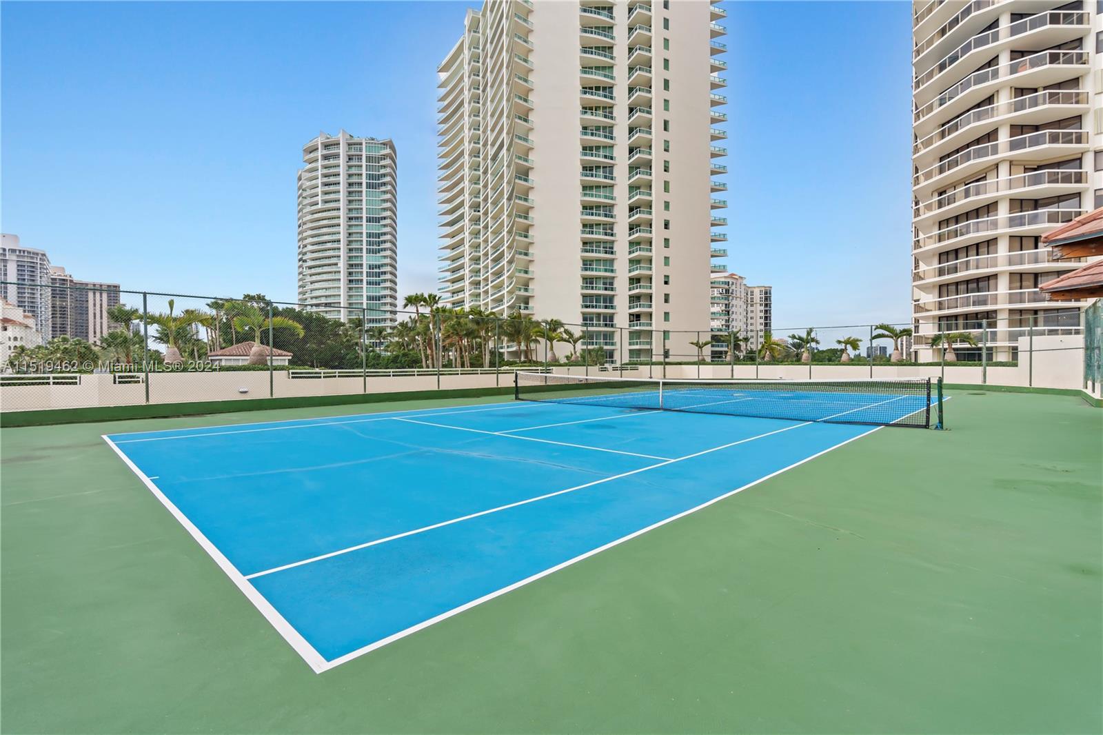 20185 Country Club Dr, Aventura, FL, 33180 United States, 2 Bedrooms Bedrooms, ,2 BathroomsBathrooms,Residential,For Sale,Country Club Dr,A11519462