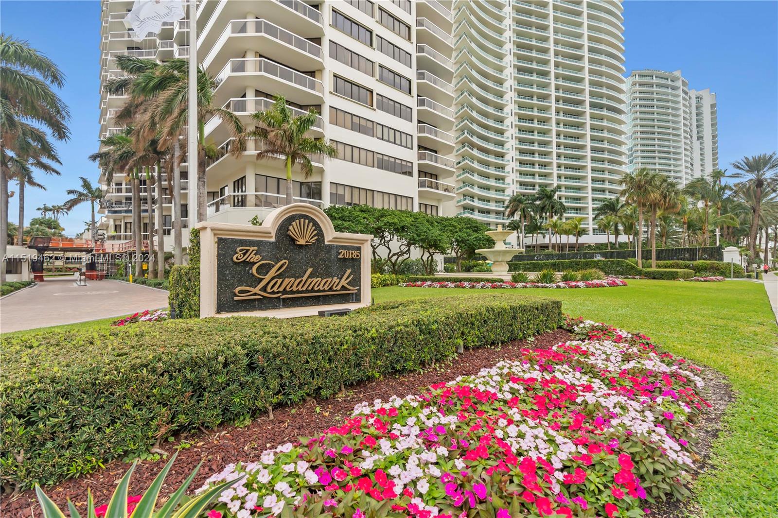 20185 E Country Club Dr PH6, Aventura, Florida 33180, 2 Bedrooms Bedrooms, ,2 BathroomsBathrooms,Residential,For Sale,20185 E Country Club Dr PH6,A11519462
