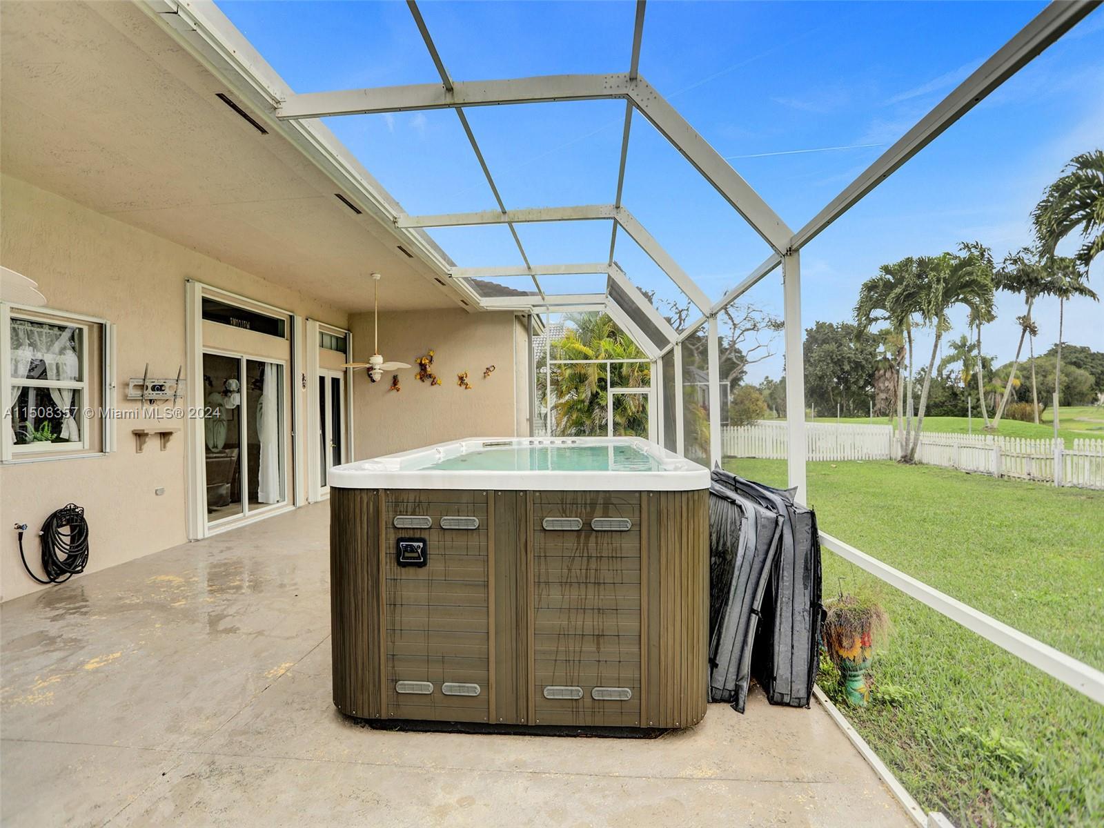 2835 Fairways Dr, Homestead, Florida 33035, 5 Bedrooms Bedrooms, ,2 BathroomsBathrooms,Residential,For Sale,2835 Fairways Dr,A11508357