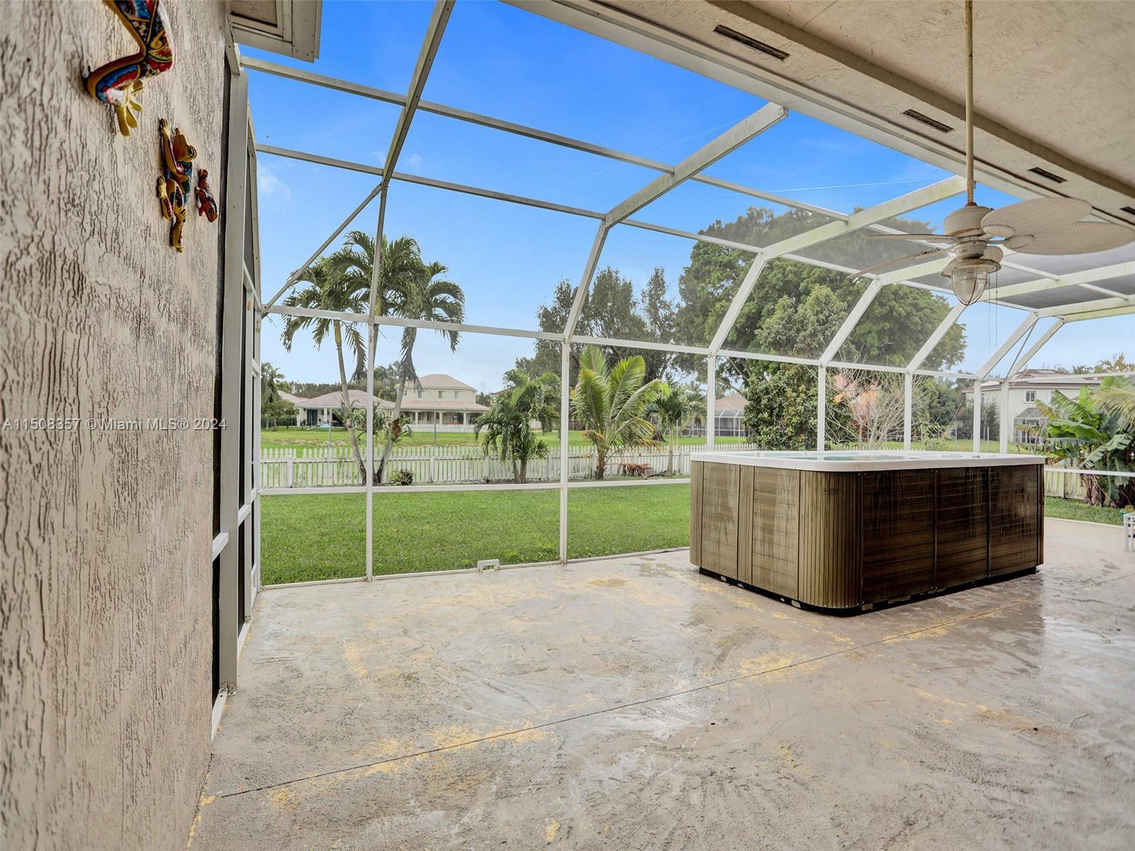 2835 Fairways Dr, Homestead, Florida 33035, 5 Bedrooms Bedrooms, ,2 BathroomsBathrooms,Residential,For Sale,2835 Fairways Dr,A11508357
