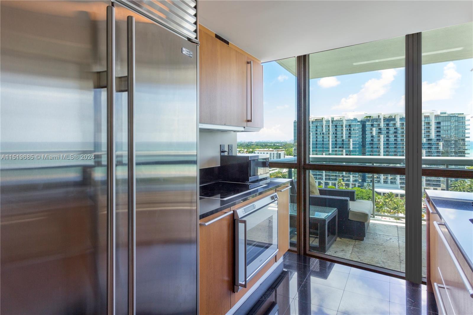 101 20th St 1905, Miami Beach, Florida 33139, 1 Bedroom Bedrooms, ,1 BathroomBathrooms,Residential,For Sale,101 20th St 1905,A11519685