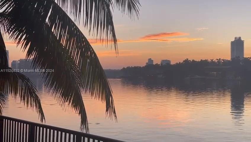 1560 S Bay Dr, Miami Beach, Florida 33141, 3 Bedrooms Bedrooms, ,3 BathroomsBathrooms,Residential,For Sale,1560 S Bay Dr,A11520832