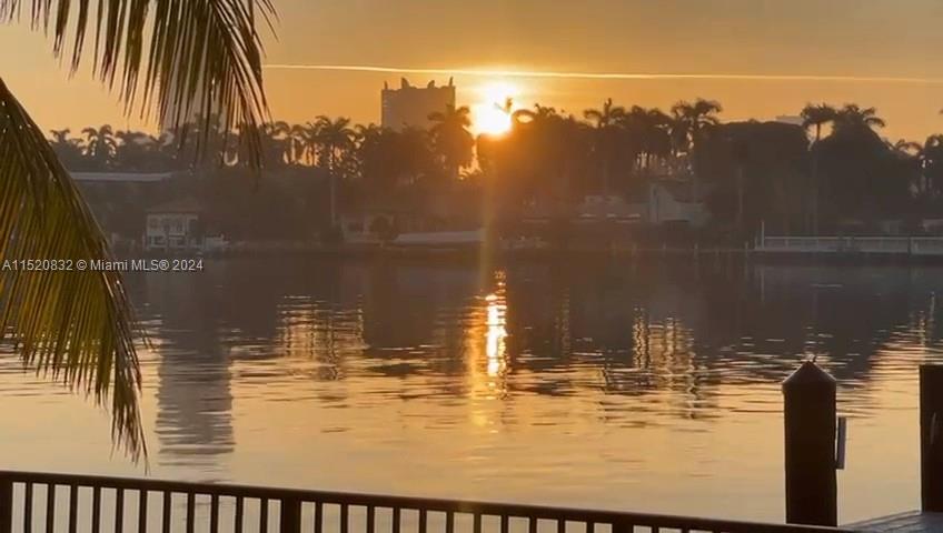 1560 S Bay Dr, Miami Beach, Florida 33141, 3 Bedrooms Bedrooms, ,3 BathroomsBathrooms,Residential,For Sale,1560 S Bay Dr,A11520832