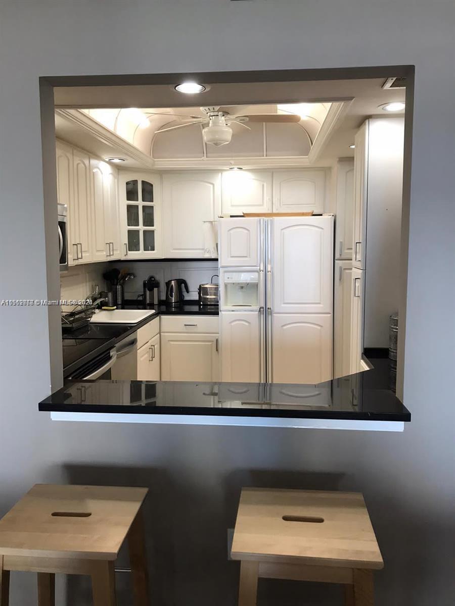 3731 N Country Club Dr 1129, Aventura, Florida 33180, 2 Bedrooms Bedrooms, ,2 BathroomsBathrooms,Residentiallease,For Rent,3731 N Country Club Dr 1129,A11519768