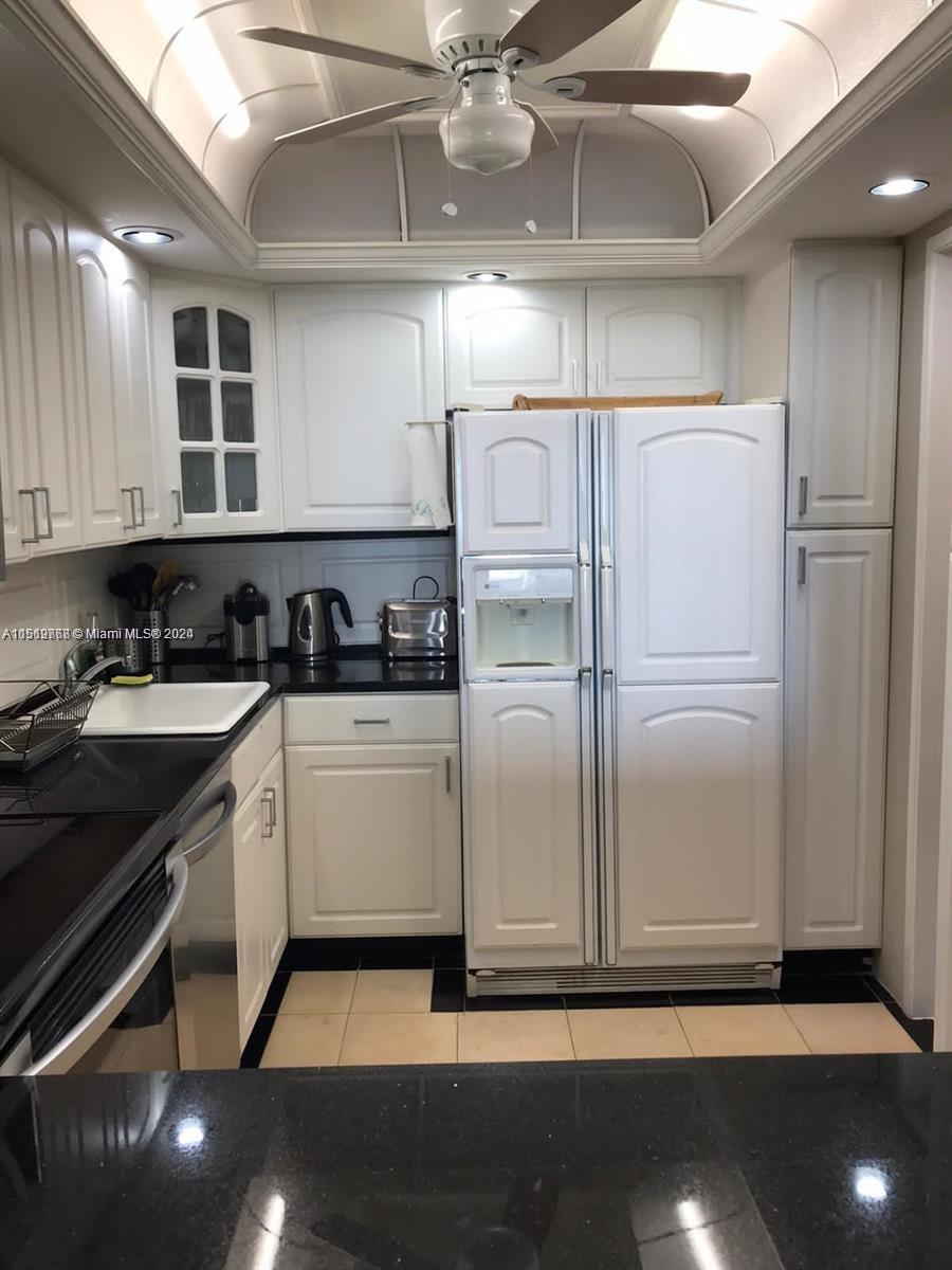 3731 N Country Club Dr 1129, Aventura, Florida 33180, 2 Bedrooms Bedrooms, ,2 BathroomsBathrooms,Residentiallease,For Rent,3731 N Country Club Dr 1129,A11519768