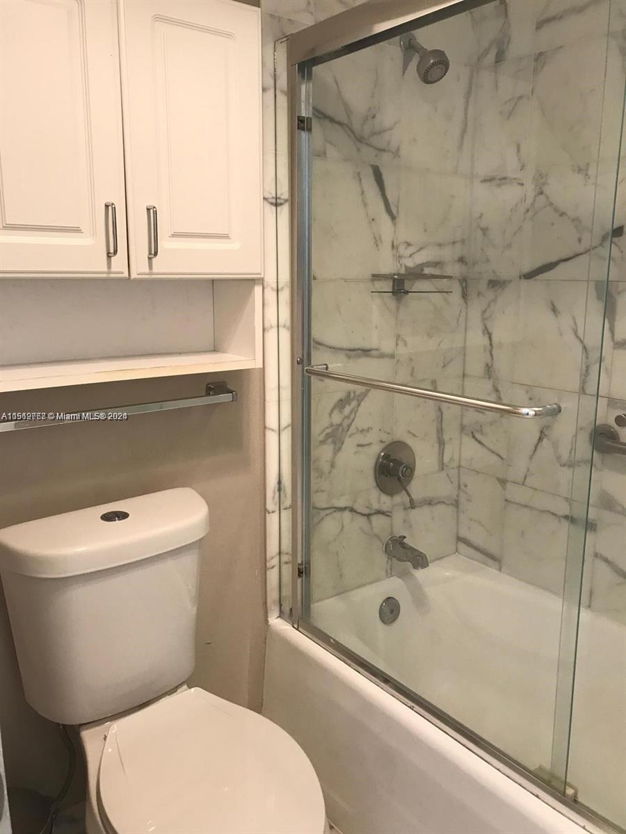 3731 N Country Club Dr 1129, Aventura, Florida 33180, 2 Bedrooms Bedrooms, ,2 BathroomsBathrooms,Residentiallease,For Rent,3731 N Country Club Dr 1129,A11519768