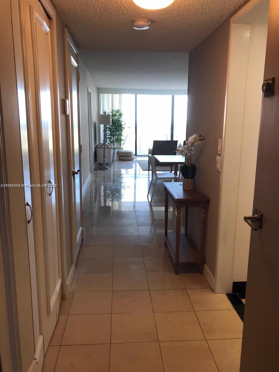 3731 N Country Club Dr 1129, Aventura, Florida 33180, 2 Bedrooms Bedrooms, ,2 BathroomsBathrooms,Residentiallease,For Rent,3731 N Country Club Dr 1129,A11519768