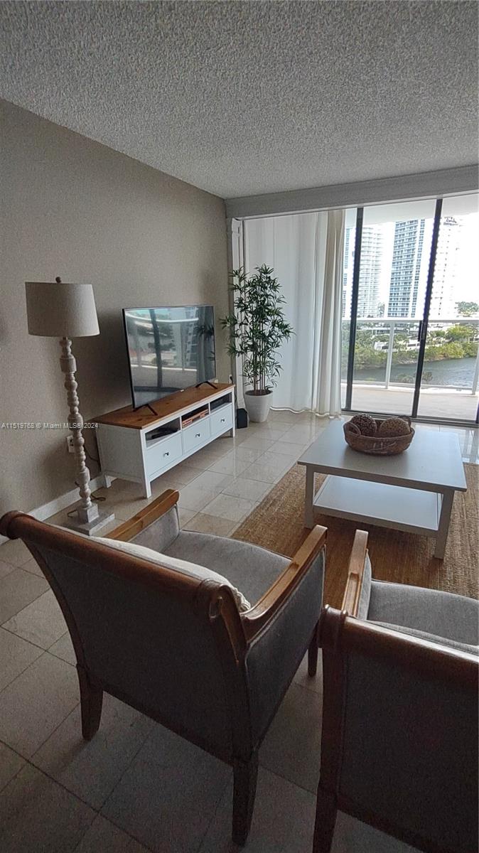 3731 N Country Club Dr 1129, Aventura, Florida 33180, 2 Bedrooms Bedrooms, ,2 BathroomsBathrooms,Residentiallease,For Rent,3731 N Country Club Dr 1129,A11519768
