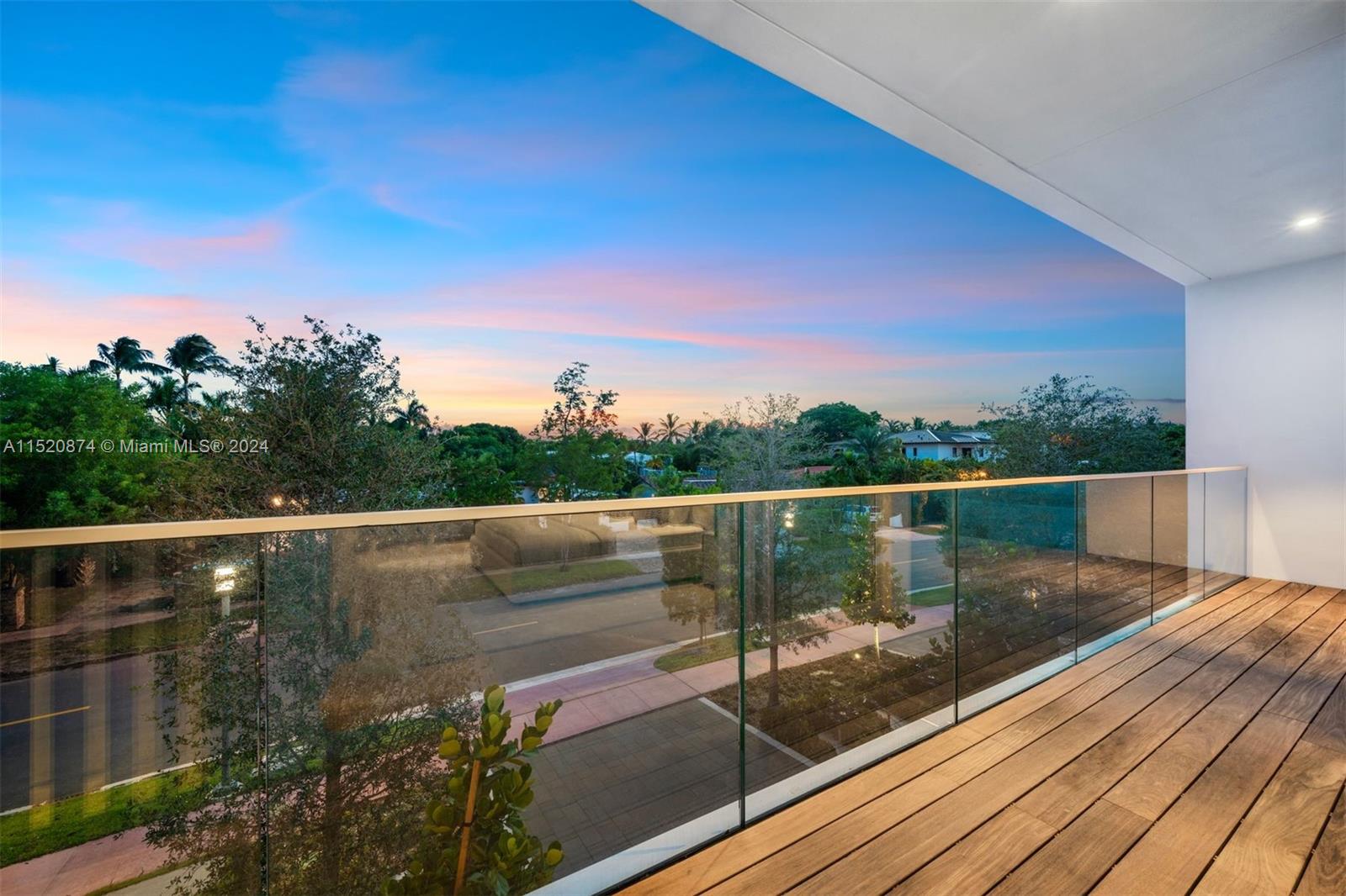 1011 48th St - Ritz Carlton Residences, Miami Beach, FL, 33140 United States, 4 Bedrooms Bedrooms, ,4 BathroomsBathrooms,Residential,For Sale,48th St - Ritz Carlton Residences,A11520874