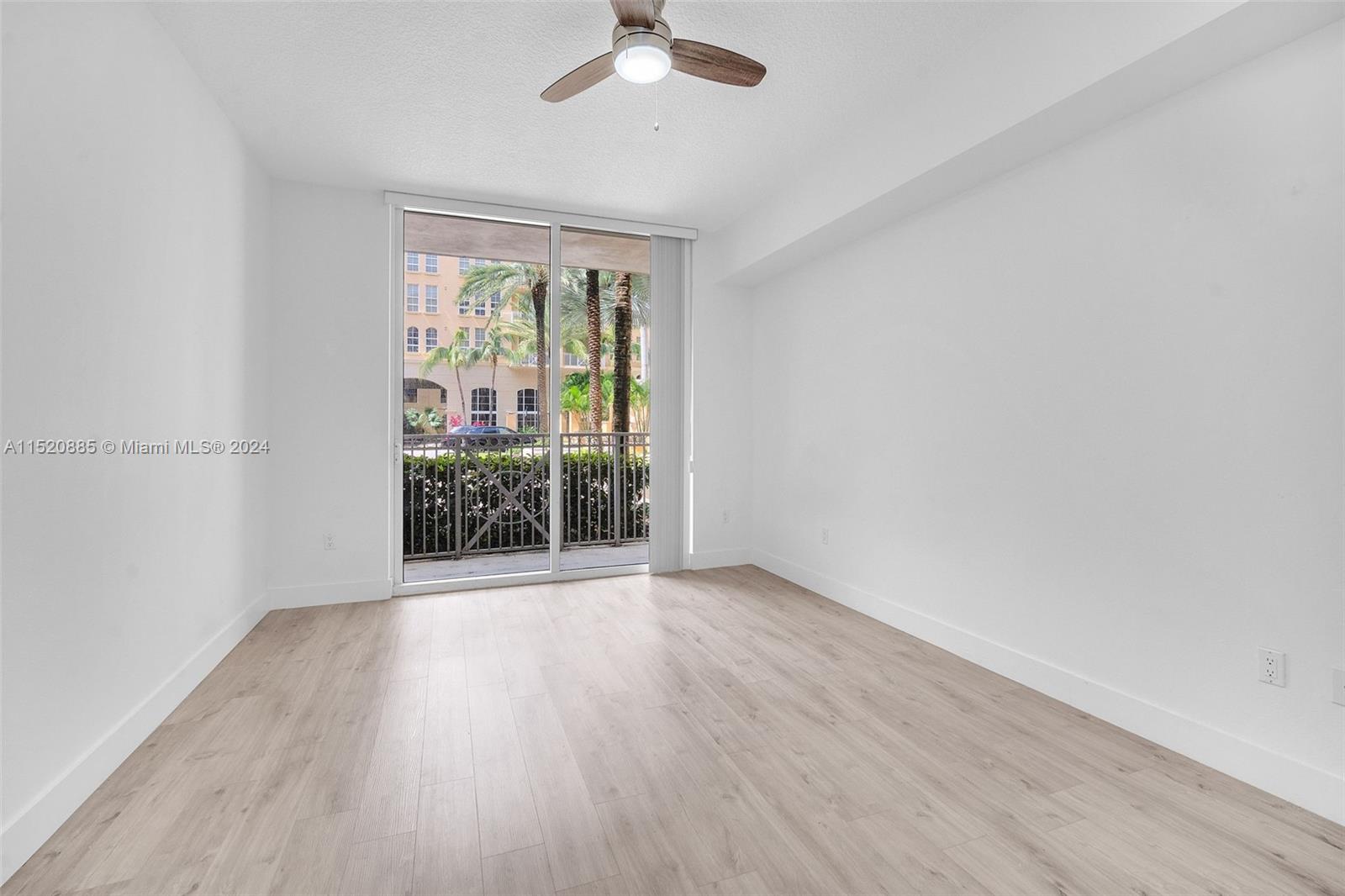 3001 185th St, Aventura, FL, 33180 United States, 1 Bedroom Bedrooms, ,1 BathroomBathrooms,Residential,For Sale,185th St,A11520885