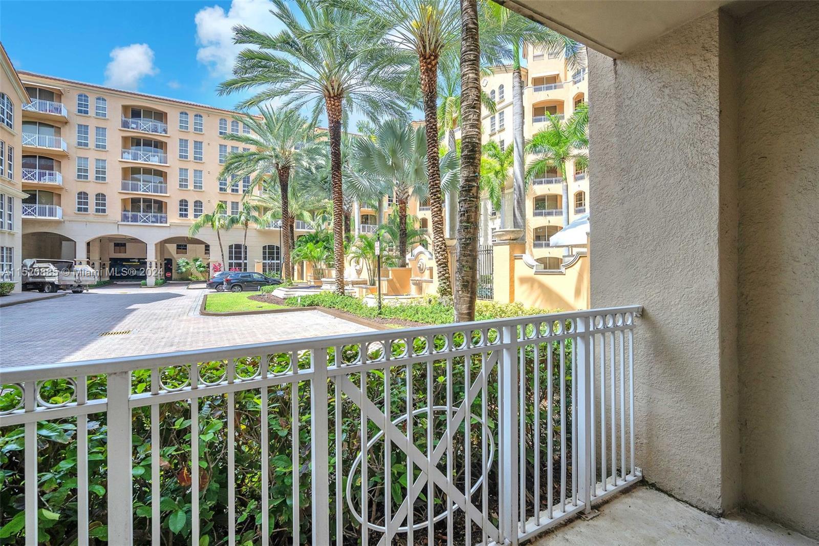 3001 185th St, Aventura, FL, 33180 United States, 1 Bedroom Bedrooms, ,1 BathroomBathrooms,Residential,For Sale,185th St,A11520885