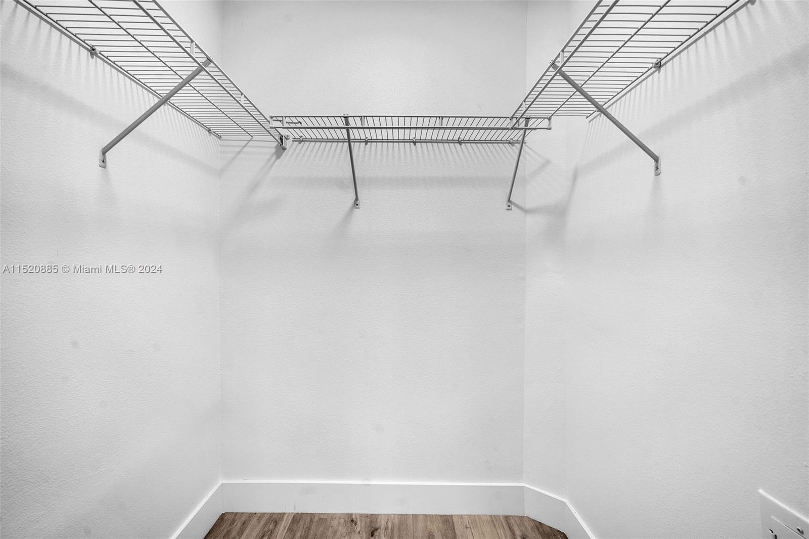 3001 NE 185th St 122, Aventura, Florida 33180, 1 Bedroom Bedrooms, ,1 BathroomBathrooms,Residential,For Sale,3001 NE 185th St 122,A11520885