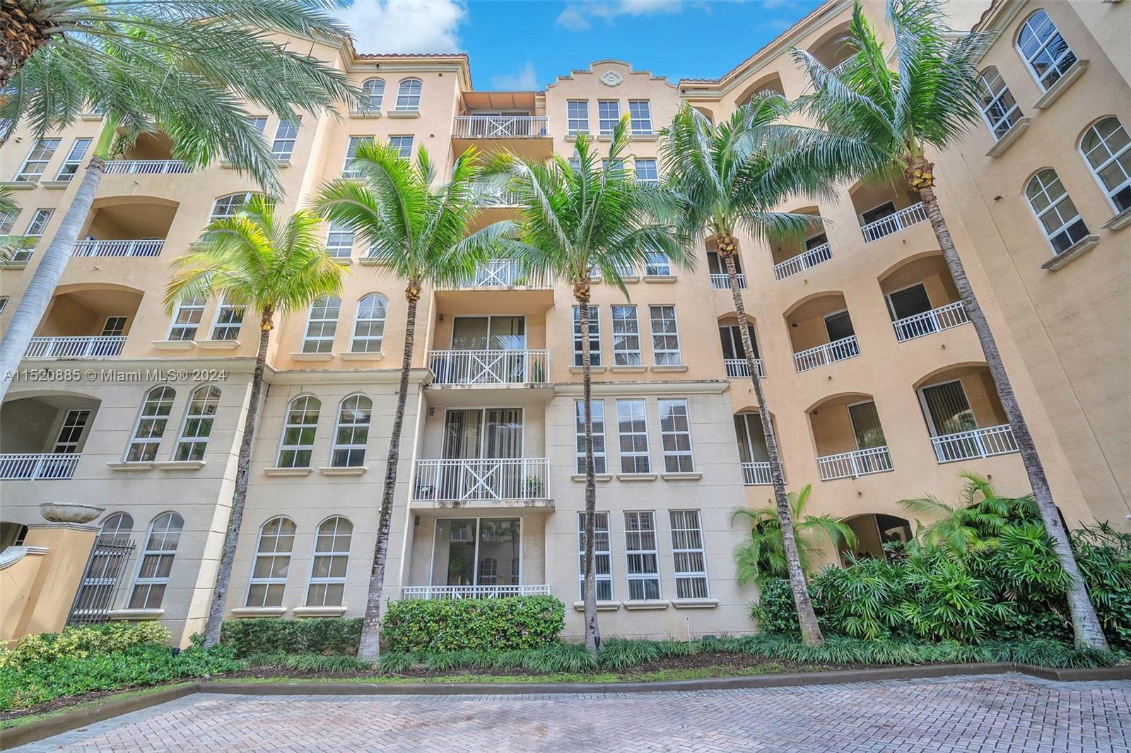 3001 185th St, Aventura, FL, 33180 United States, 1 Bedroom Bedrooms, ,1 BathroomBathrooms,Residential,For Sale,185th St,A11520885