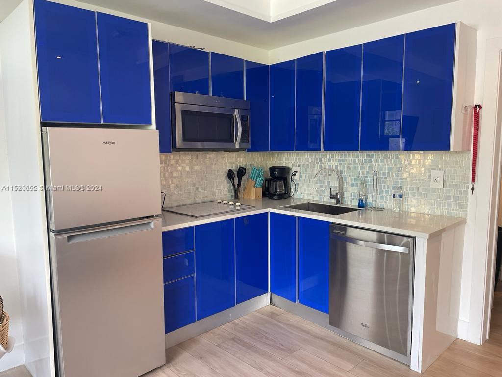 700 16th St, Miami Beach, FL, 33139 United States, 1 Bedroom Bedrooms, ,1 BathroomBathrooms,Residential,For Sale,16th St,A11520892