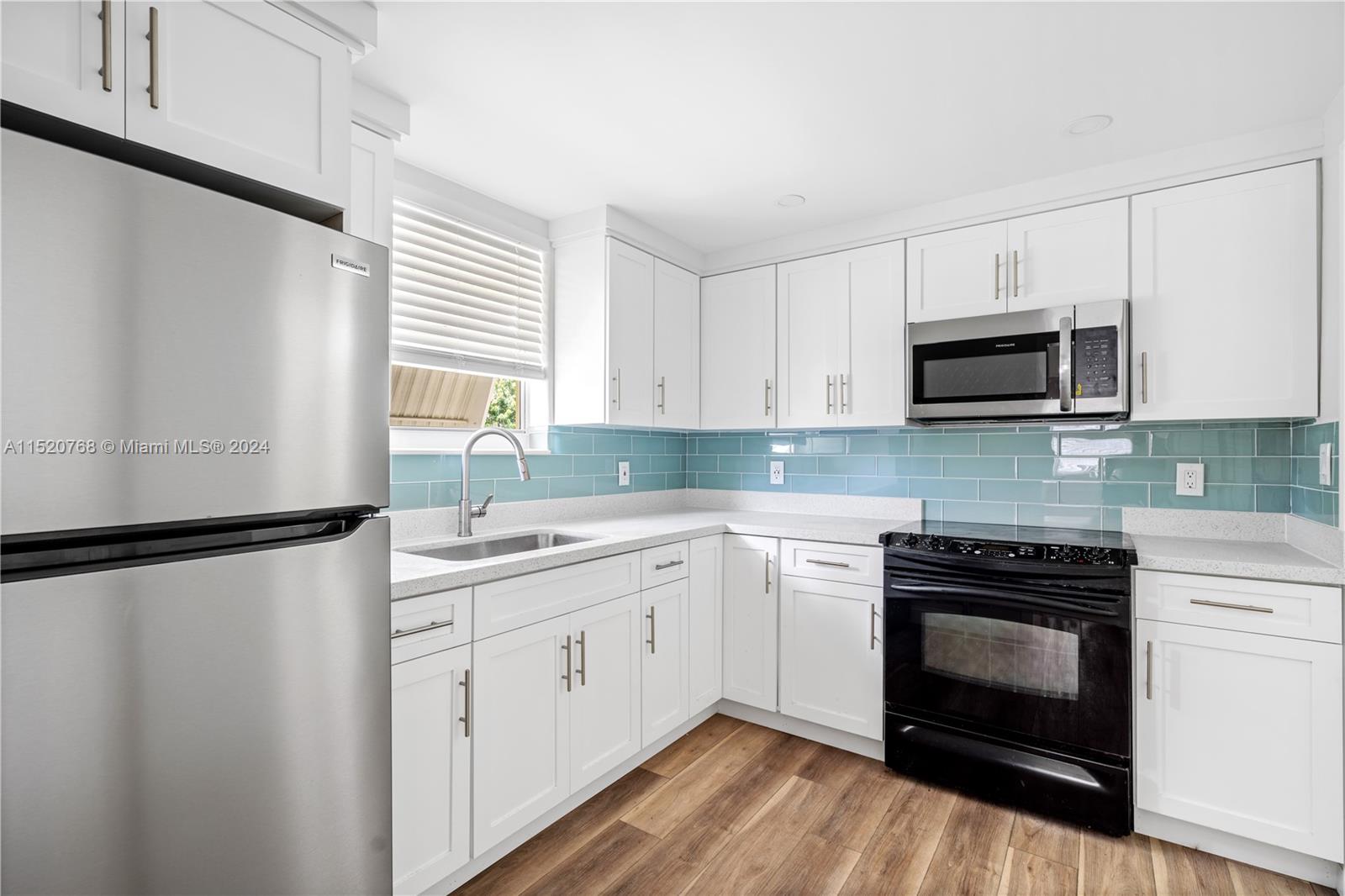 27 NW 21st St, Homestead, Florida 33030, 2 Bedrooms Bedrooms, ,1 BathroomBathrooms,Residentiallease,For Rent,27 NW 21st St,A11520768