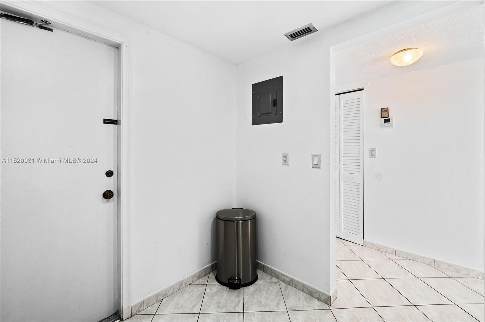 1825 S Ocean Dr 511, Hallandale Beach, Florida 33009, 1 Bedroom Bedrooms, ,1 BathroomBathrooms,Residential,For Sale,1825 S Ocean Dr 511,A11520931