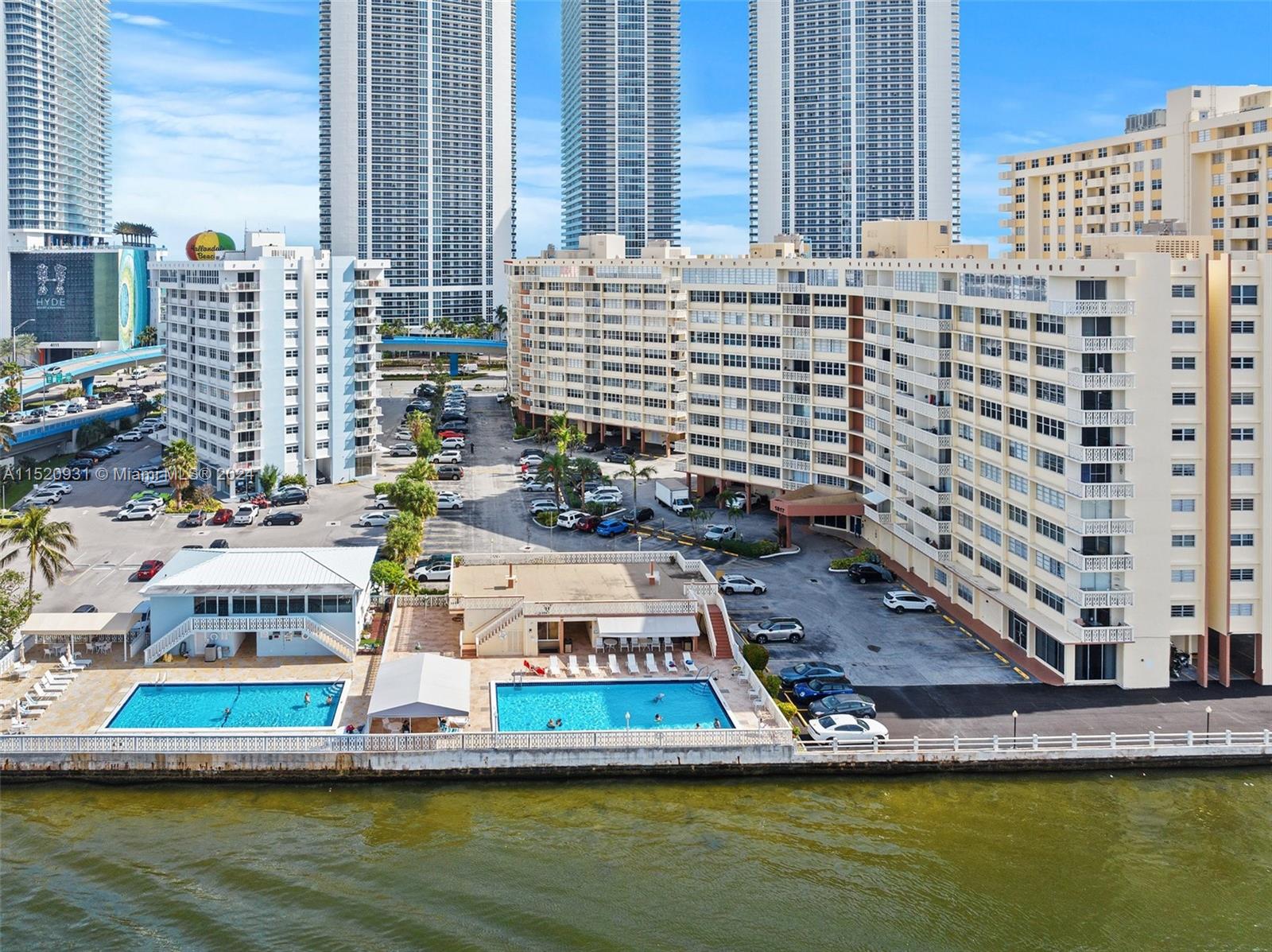 1825 S Ocean Dr 511, Hallandale Beach, Florida 33009, 1 Bedroom Bedrooms, ,1 BathroomBathrooms,Residential,For Sale,1825 S Ocean Dr 511,A11520931