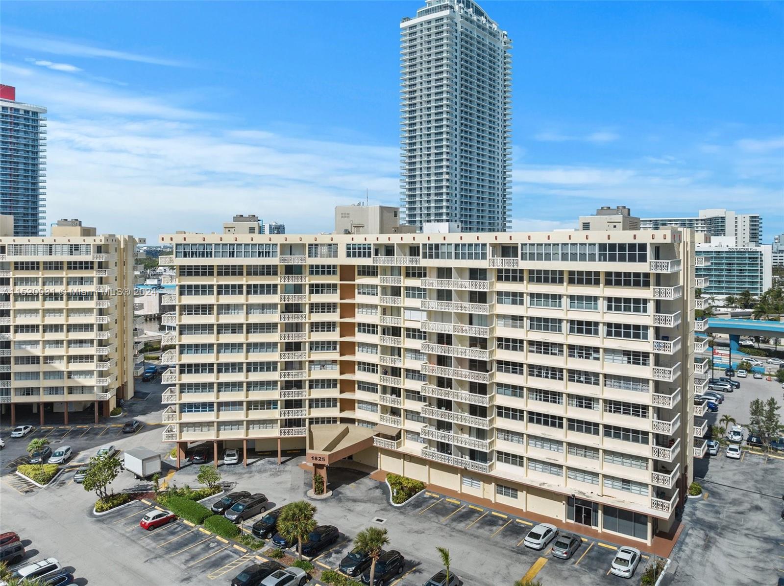 1825 S Ocean Dr 511, Hallandale Beach, Florida 33009, 1 Bedroom Bedrooms, ,1 BathroomBathrooms,Residential,For Sale,1825 S Ocean Dr 511,A11520931