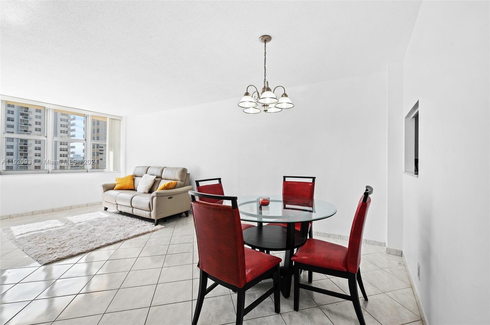 1825 S Ocean Dr 511, Hallandale Beach, Florida 33009, 1 Bedroom Bedrooms, ,1 BathroomBathrooms,Residential,For Sale,1825 S Ocean Dr 511,A11520931