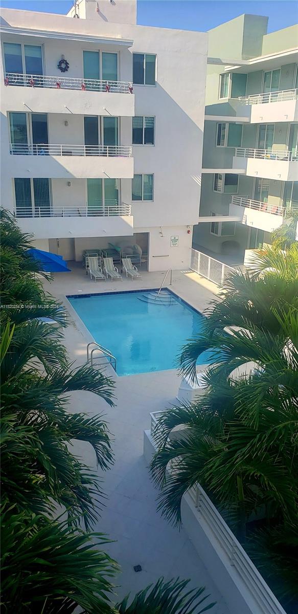 7800 Collins Ave 408, Miami Beach, Florida 33141, 2 Bedrooms Bedrooms, ,2 BathroomsBathrooms,Residentiallease,For Rent,7800 Collins Ave 408,A11520234