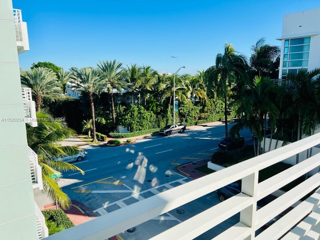 7800 Collins Ave 408, Miami Beach, Florida 33141, 2 Bedrooms Bedrooms, ,2 BathroomsBathrooms,Residentiallease,For Rent,7800 Collins Ave 408,A11520234